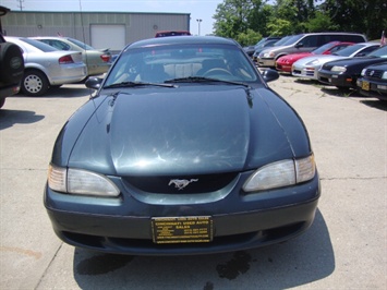 1998 Ford Mustang   - Photo 2 - Cincinnati, OH 45255