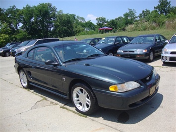 1998 Ford Mustang   - Photo 1 - Cincinnati, OH 45255