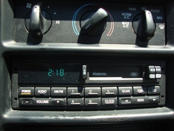 1998 Ford Mustang   - Photo 17 - Cincinnati, OH 45255