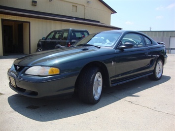 1998 Ford Mustang   - Photo 11 - Cincinnati, OH 45255