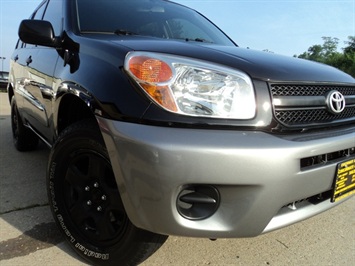 2005 Toyota Rav4   - Photo 12 - Cincinnati, OH 45255