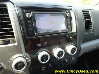 2014 Toyota Sequoia SR5   - Photo 16 - Cincinnati, OH 45255
