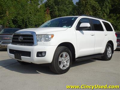 2014 Toyota Sequoia SR5   - Photo 8 - Cincinnati, OH 45255