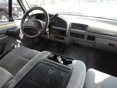 1995 Ford F-350 XLT   - Photo 9 - Cincinnati, OH 45255