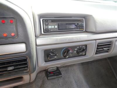 1995 Ford F-350 XLT   - Photo 20 - Cincinnati, OH 45255