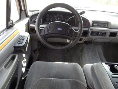 1995 Ford F-350 XLT   - Photo 12 - Cincinnati, OH 45255