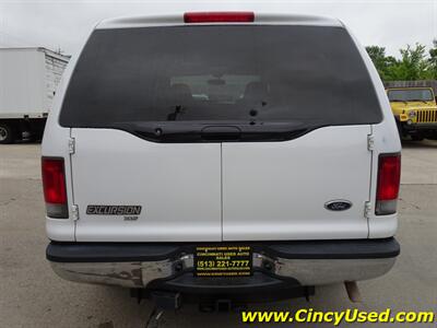 2004 Ford Excursion XLT   - Photo 6 - Cincinnati, OH 45255