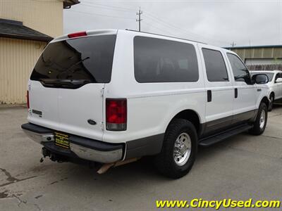 2004 Ford Excursion XLT   - Photo 8 - Cincinnati, OH 45255