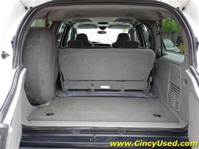 2004 Ford Excursion XLT   - Photo 28 - Cincinnati, OH 45255