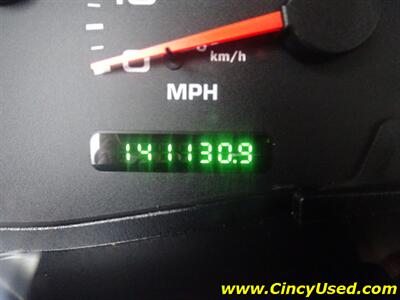 2004 Ford Excursion XLT   - Photo 26 - Cincinnati, OH 45255