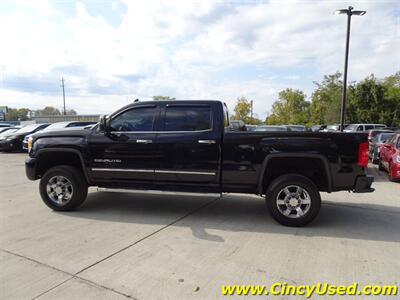 2015 GMC Sierra 2500HD Denali - Photo 11 - Cincinnati, OH 45255