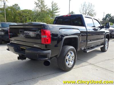 2015 GMC Sierra 2500HD Denali - Photo 7 - Cincinnati, OH 45255