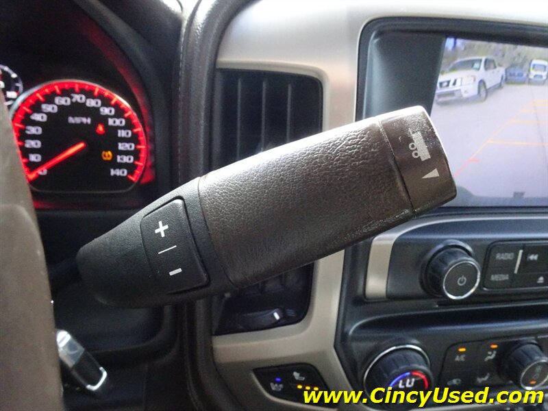 2015 GMC Sierra 2500HD Denali - Photo 31 - Cincinnati, OH 45255