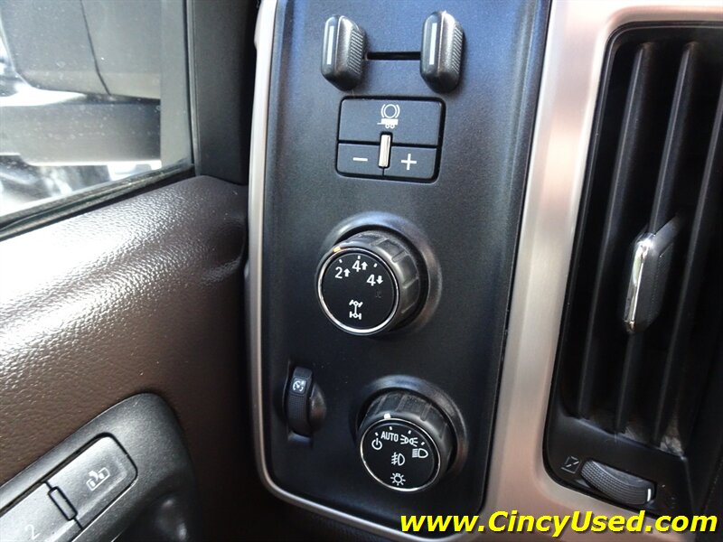 2015 GMC Sierra 2500HD Denali - Photo 34 - Cincinnati, OH 45255