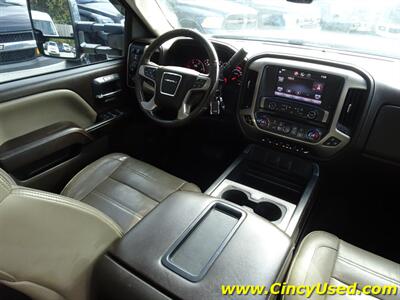 2015 GMC Sierra 2500HD Denali - Photo 23 - Cincinnati, OH 45255