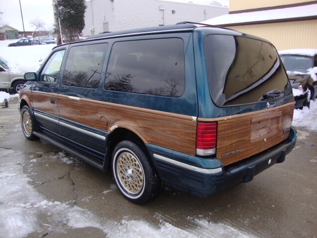 1994 chrysler minivan