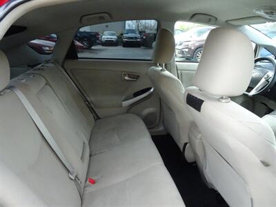 2013 Toyota Prius  Hybrid FWD - Photo 27 - Cincinnati, OH 45255