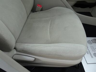 2013 Toyota Prius  Hybrid FWD - Photo 38 - Cincinnati, OH 45255