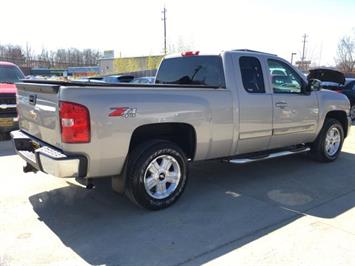 2007 Chevrolet Silverado 1500 Work Truck   - Photo 6 - Cincinnati, OH 45255