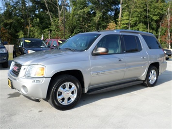 2004 GMC Envoy XUV SLT   - Photo 3 - Cincinnati, OH 45255