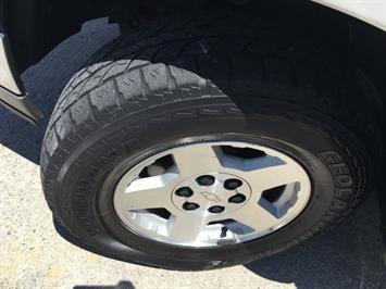 2005 Chevrolet Silverado 1500 Z71   - Photo 30 - Cincinnati, OH 45255