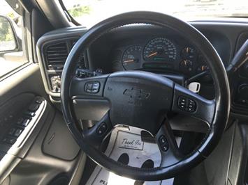 2005 Chevrolet Silverado 1500 Z71   - Photo 18 - Cincinnati, OH 45255