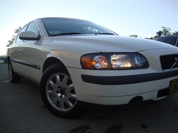 2001 Volvo S60   - Photo 10 - Cincinnati, OH 45255