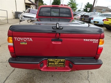 2002 Toyota Tacoma   - Photo 5 - Cincinnati, OH 45255