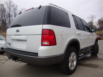 2004 Ford Explorer XLT   - Photo 13 - Cincinnati, OH 45255