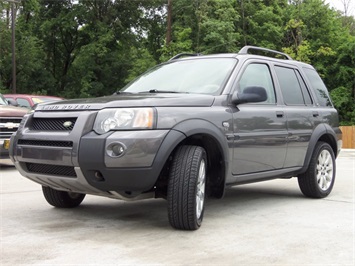 2005 Land Rover Freelander SE   - Photo 12 - Cincinnati, OH 45255