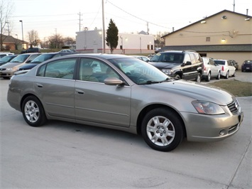 2005 Nissan Altima 2.5   - Photo 1 - Cincinnati, OH 45255