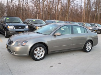 2005 Nissan Altima 2.5   - Photo 3 - Cincinnati, OH 45255