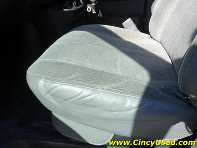 2012 Chevrolet Express Handicap LT 3500   - Photo 29 - Cincinnati, OH 45255