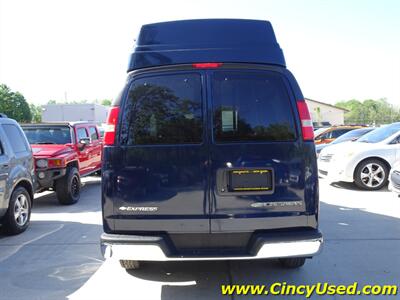 2012 Chevrolet Express Handicap LT 3500   - Photo 8 - Cincinnati, OH 45255