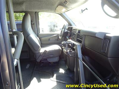 2012 Chevrolet Express Handicap LT 3500   - Photo 14 - Cincinnati, OH 45255