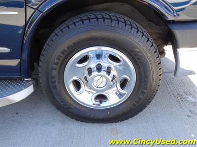 2012 Chevrolet Express Handicap LT 3500   - Photo 32 - Cincinnati, OH 45255