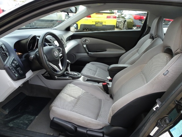 2011 Honda CR-Z EX - Photo 13 - Cincinnati, OH 45255