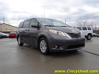 2014 Toyota Sienna XLE 8-Passenger   - Photo 4 - Cincinnati, OH 45255