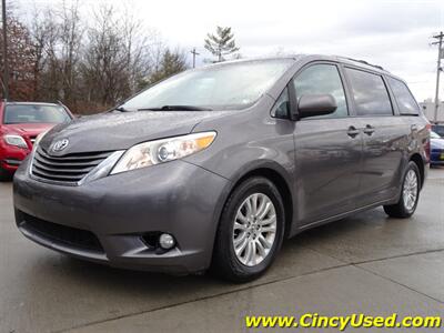 2014 Toyota Sienna XLE 8-Passenger   - Photo 3 - Cincinnati, OH 45255