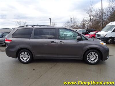 2014 Toyota Sienna XLE 8-Passenger   - Photo 5 - Cincinnati, OH 45255