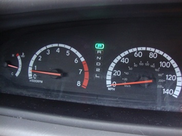 2000 Toyota Avalon XLS - Photo 15 - Cincinnati, OH 45255