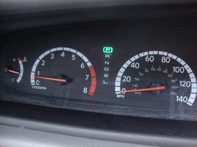 2000 Toyota Avalon XLS - Photo 15 - Cincinnati, OH 45255