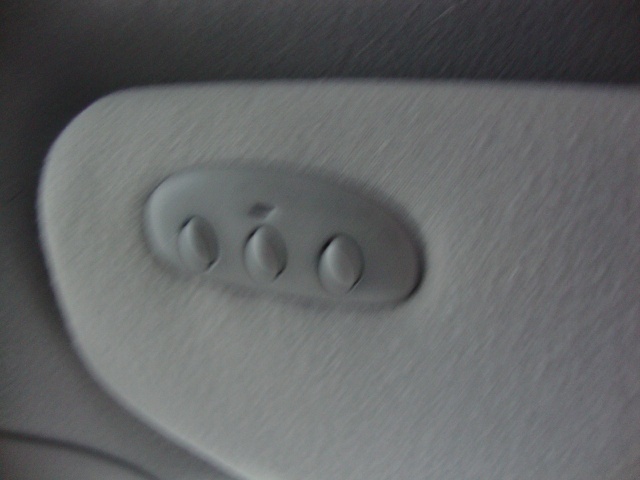 2000 Toyota Avalon XLS - Photo 23 - Cincinnati, OH 45255