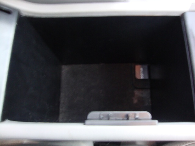 2000 Toyota Avalon XLS - Photo 22 - Cincinnati, OH 45255