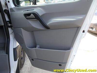 2016 Mercedes-Benz Sprinter 2500   - Photo 27 - Cincinnati, OH 45255