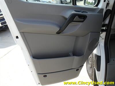 2016 Mercedes-Benz Sprinter 2500   - Photo 26 - Cincinnati, OH 45255