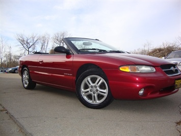 1997 Chrysler Sebring JXi   - Photo 13 - Cincinnati, OH 45255