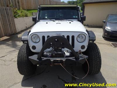 2013 Jeep Wrangler Unlimited Sport  3.6L V6 4X4 - Photo 2 - Cincinnati, OH 45255