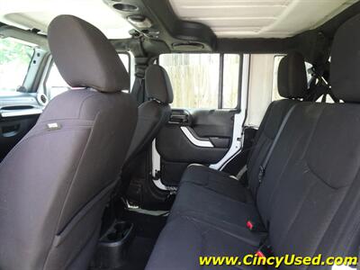 2013 Jeep Wrangler Unlimited Sport  3.6L V6 4X4 - Photo 11 - Cincinnati, OH 45255