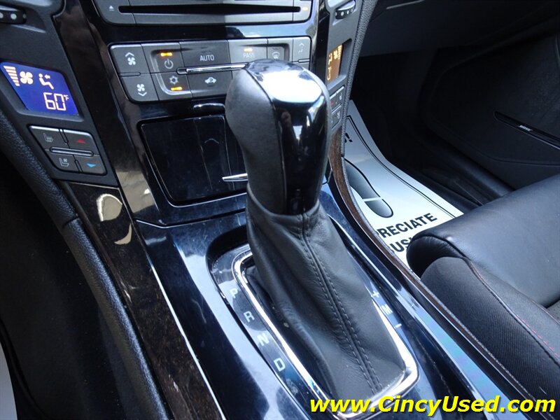 2015 Cadillac CTS V - Photo 18 - Cincinnati, OH 45255